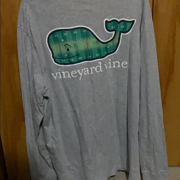 Vineyard Vines Other - Vineyard vines football long sleeve tee
